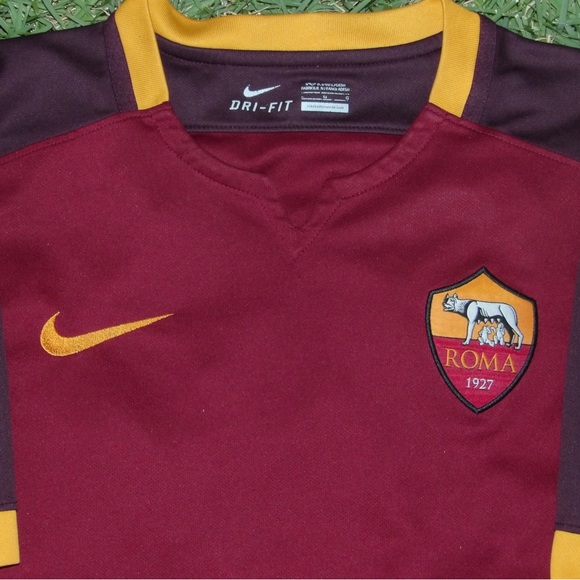 Roma Home Jersey 2015 - Picture 3 of 3